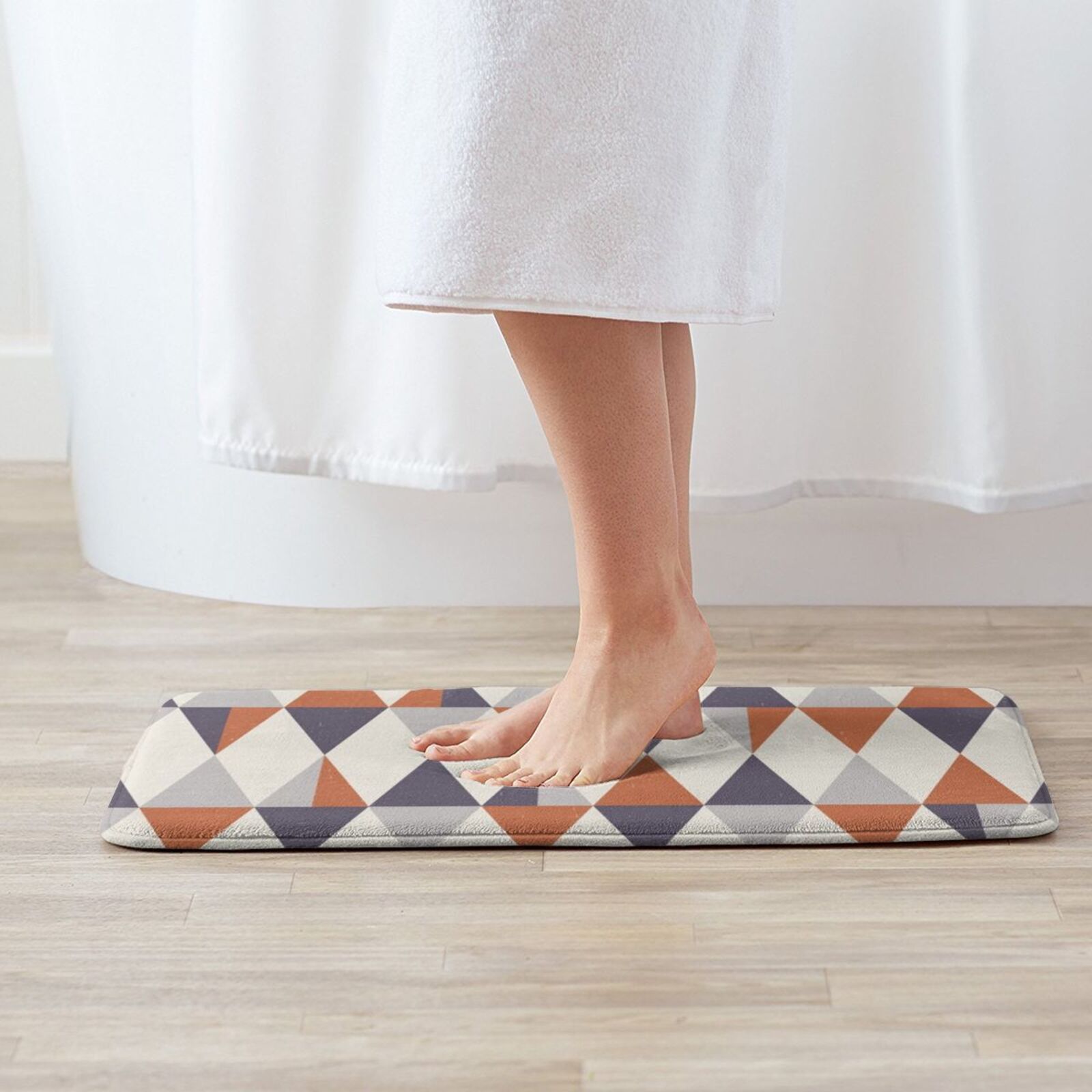Mid Century Modern Carpet Mat  - Century Textile & Sewing Supply Avenue C North Saskatoon Sk recension och pris